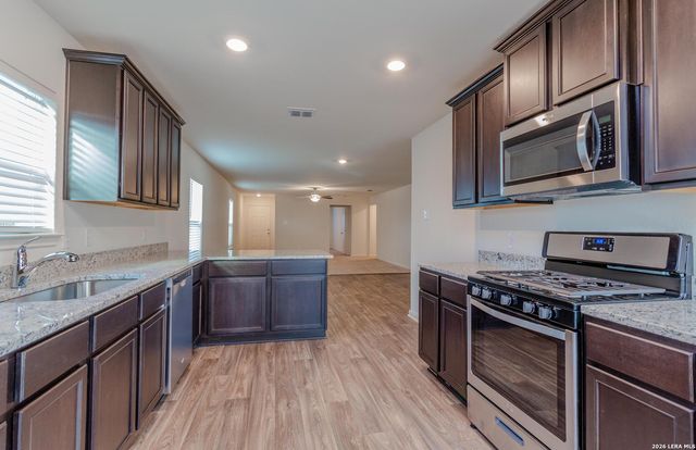 15214 HARBOR LA NE Harbor Landing, Von Ormy, TX 78073