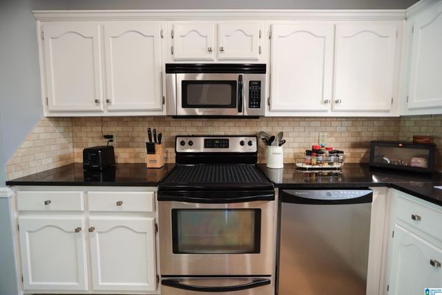 4774 SANDPIPER LANE, Hoover, AL 35244