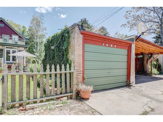 2091 Holly, Denver, CO 80207