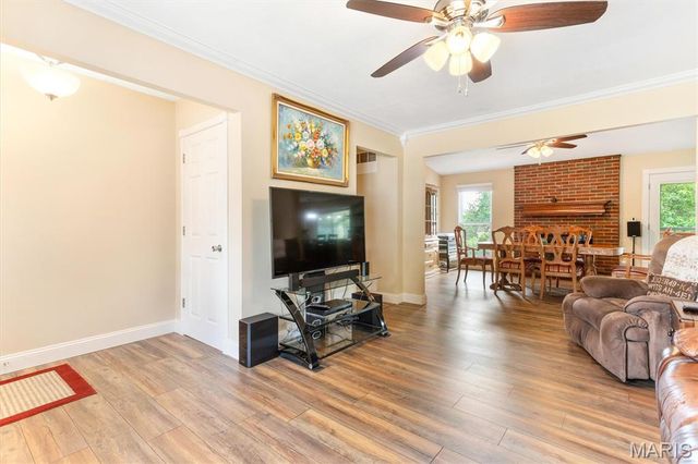 1308 Cave Springs Estate Drive, St Peters, MO 63376
