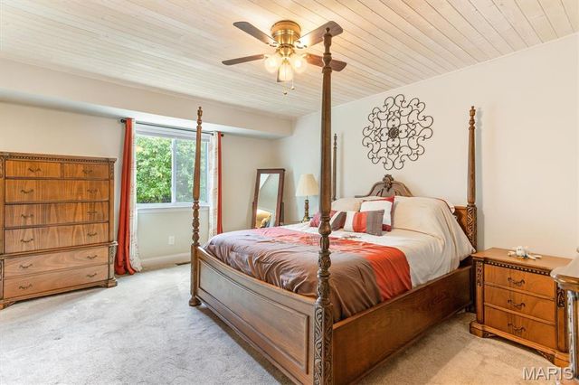 1308 Cave Springs Estate Drive, St Peters, MO 63376