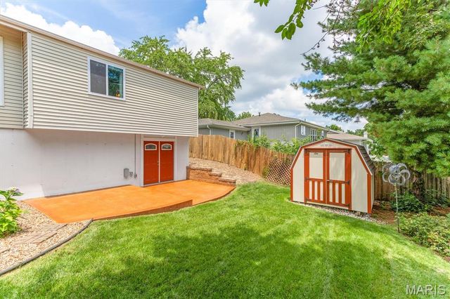1308 Cave Springs Estate Drive, St Peters, MO 63376