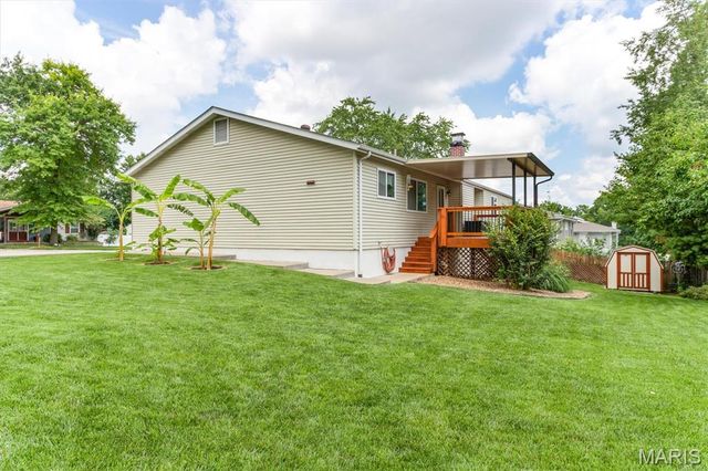 1308 Cave Springs Estate Drive, St Peters, MO 63376