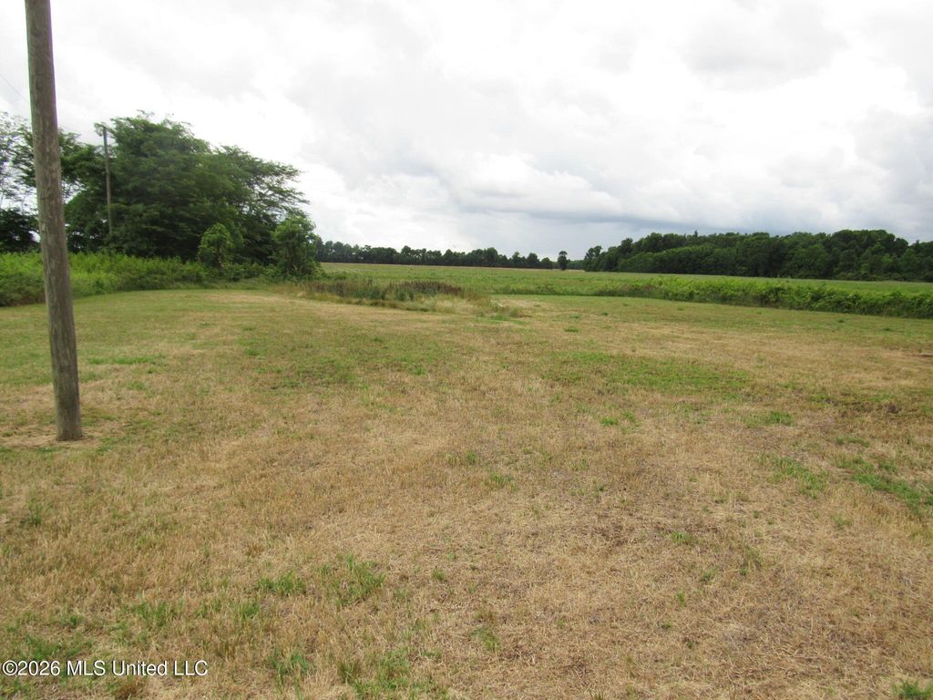 1628 400, Dundee, MS 38626 — photo 4