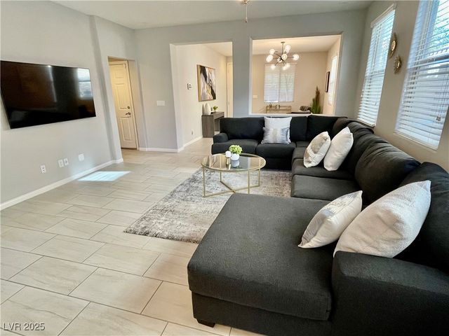 173 Elexese Court, Las Vegas, NV 89183