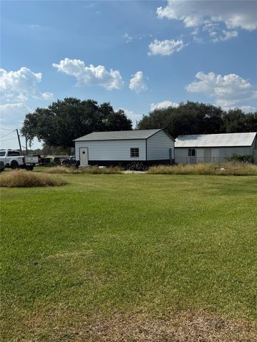 6325 Kamas Lane, Needville, TX 77461