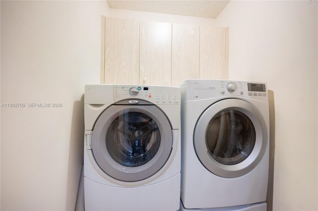 61 NW 110th Ave, Plantation, FL 33324