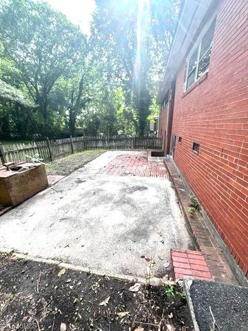 2804 Buchanan Road, Greensboro, NC 27405