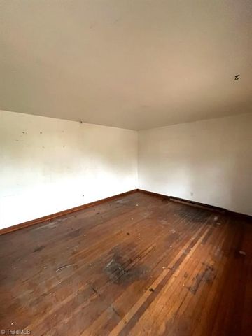 2804 Buchanan Road, Greensboro, NC 27405