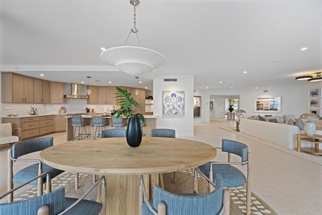 2770 S Ocean Boulevard 203n, Palm Beach, FL 33480