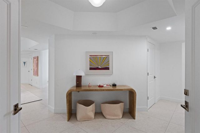 2770 S Ocean Boulevard 203n, Palm Beach, FL 33480