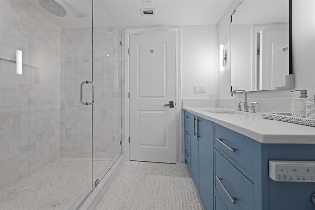 2770 S Ocean Boulevard 203n, Palm Beach, FL 33480