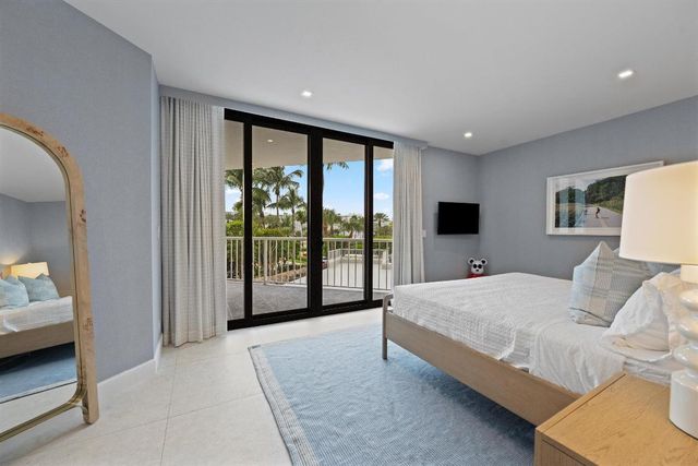 2770 S Ocean Boulevard 203n, Palm Beach, FL 33480