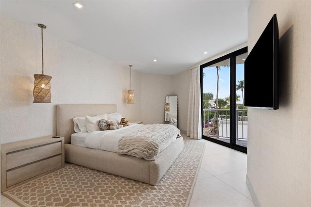 2770 S Ocean Boulevard 203n, Palm Beach, FL 33480