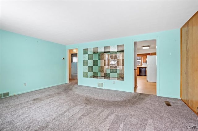 127 Savaria Drive, Geddes, NY 13209