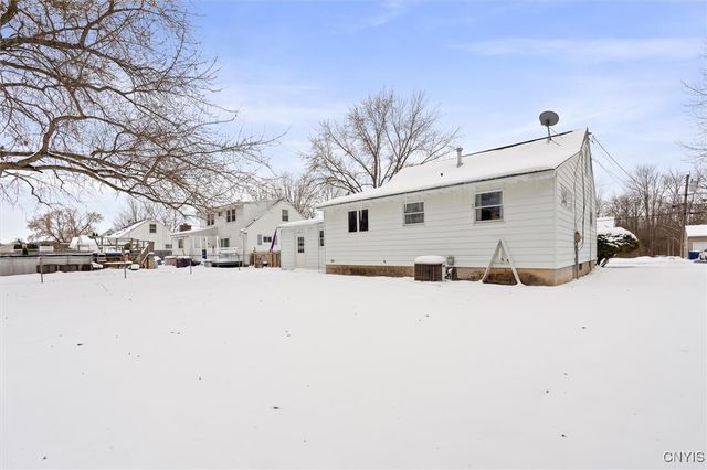 127 Savaria Drive, Geddes, NY 13209