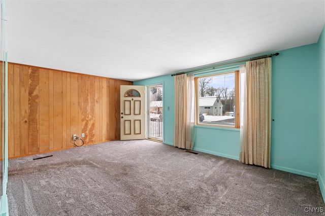 127 Savaria Drive, Geddes, NY 13209