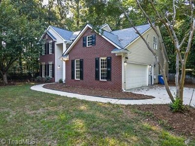 5536 Reynolda Road, Winston-salem, NC 27106
