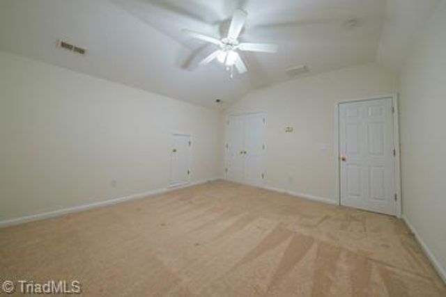 5536 Reynolda Road, Winston-salem, NC 27106