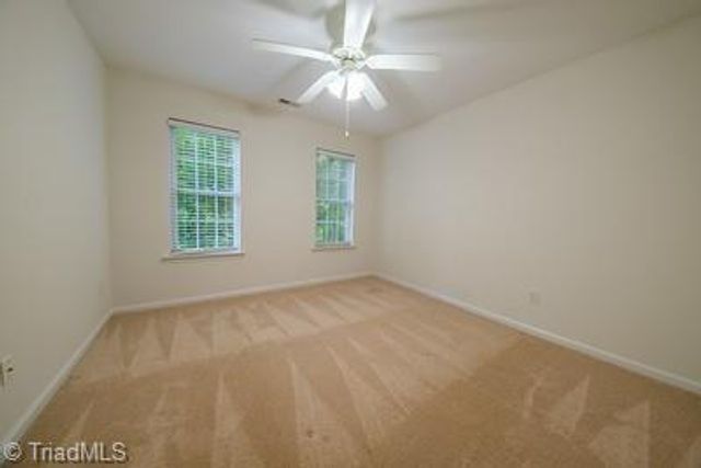 5536 Reynolda Road, Winston-salem, NC 27106
