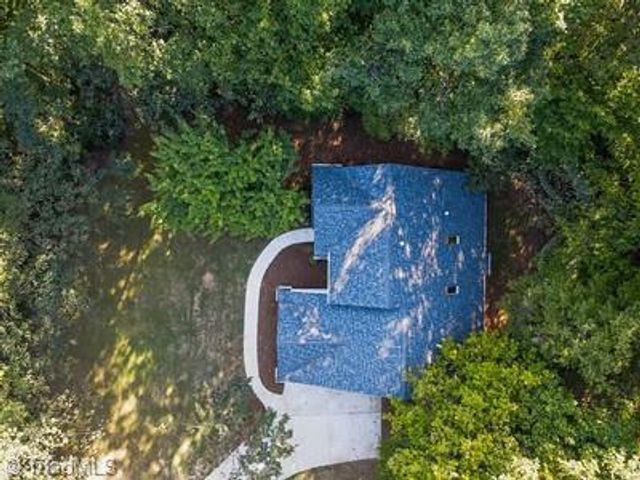 5536 Reynolda Road, Winston-salem, NC 27106