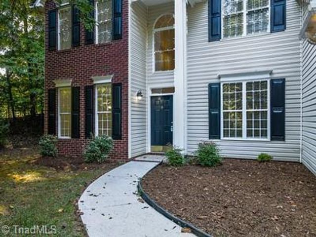 5536 Reynolda Road, Winston-salem, NC 27106