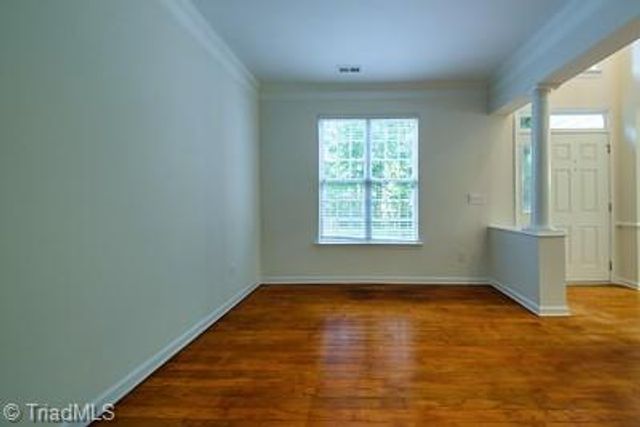 5536 Reynolda Road, Winston-salem, NC 27106
