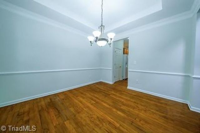 5536 Reynolda Road, Winston-salem, NC 27106