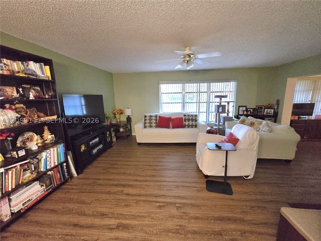 5162 Lakefront Blvd D, Delray Beach, FL 33484