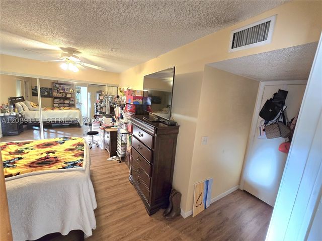 5162 Lakefront Blvd D, Delray Beach, FL 33484