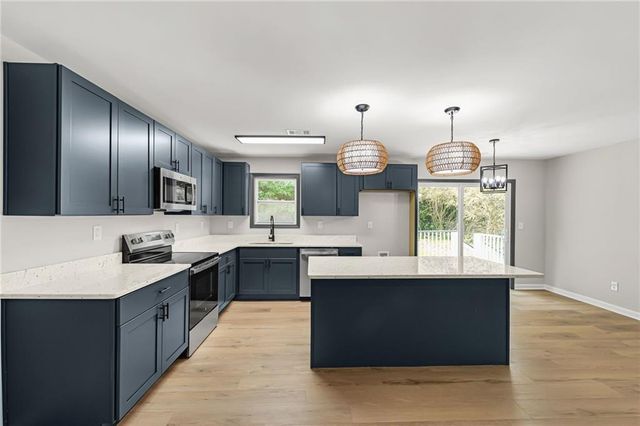 208 Hardy Way, Hiram, GA 30141