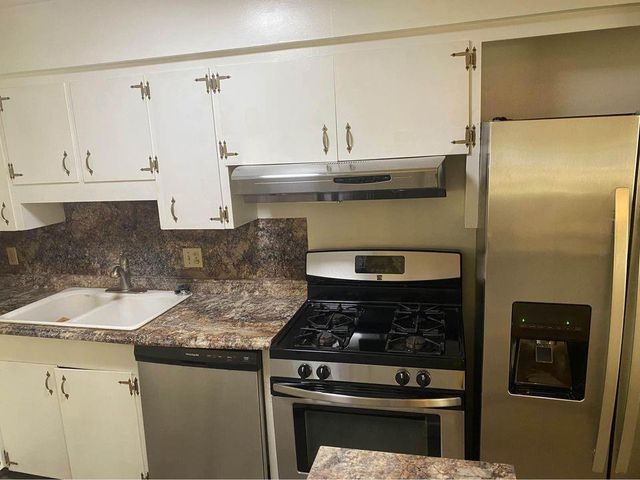 6406 Schiller Street, Houston, TX 77055