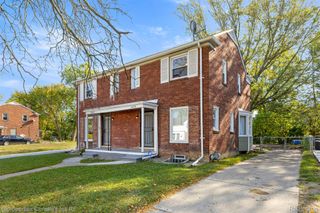 10838 Nottingham, Detroit, MI 48224