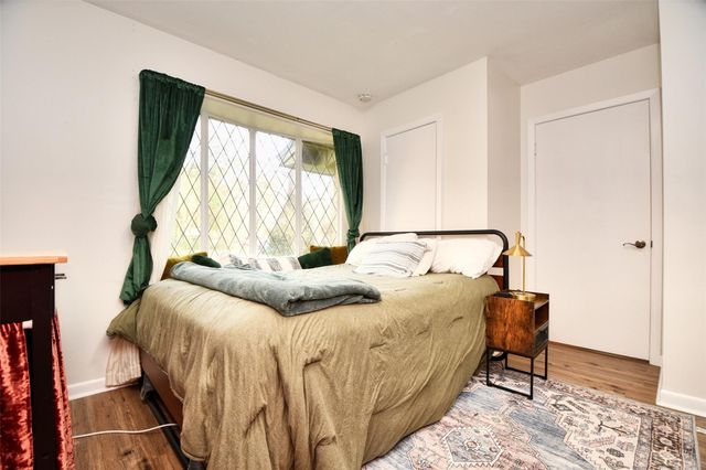 2019 N Thompson Street, Conroe, TX 77301