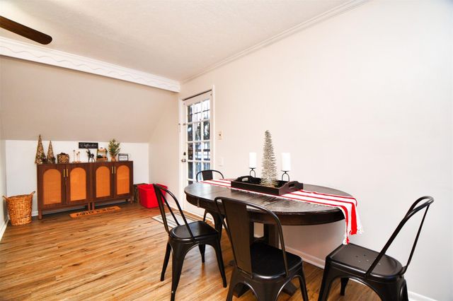 2019 N Thompson Street, Conroe, TX 77301