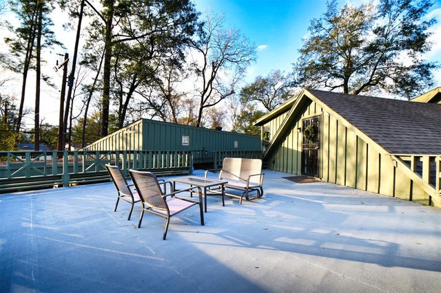 2019 N Thompson Street, Conroe, TX 77301