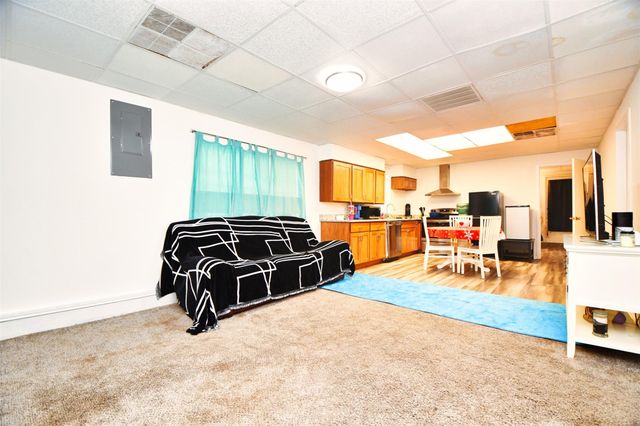 2019 N Thompson Street, Conroe, TX 77301