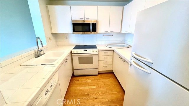 525 E Seaside Way 1708, Long Beach, CA 90802