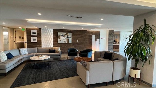 525 E Seaside Way 1708, Long Beach, CA 90802