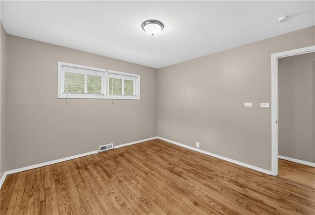 7310 Ruskin Way, Kansas City, MO 64134
