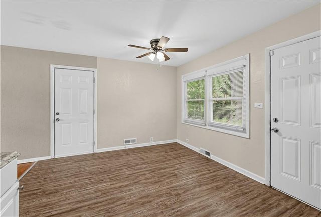 7310 Ruskin Way, Kansas City, MO 64134
