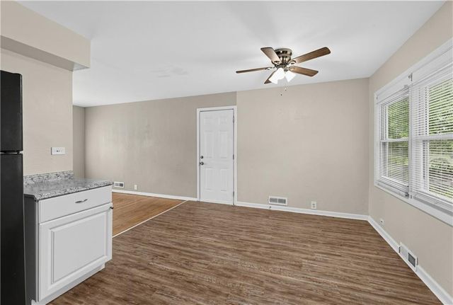 7310 Ruskin Way, Kansas City, MO 64134
