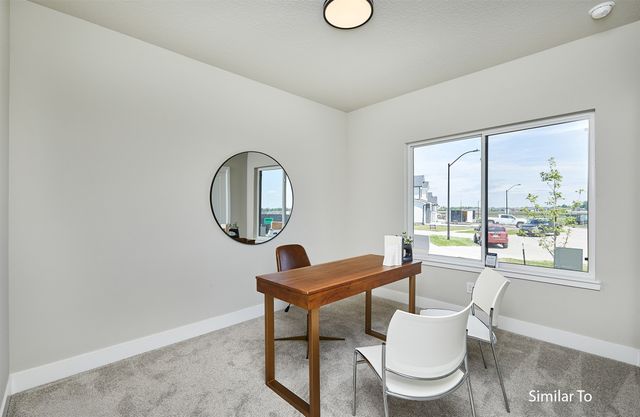 8141 Buckley Street, Johnston, IA 50131