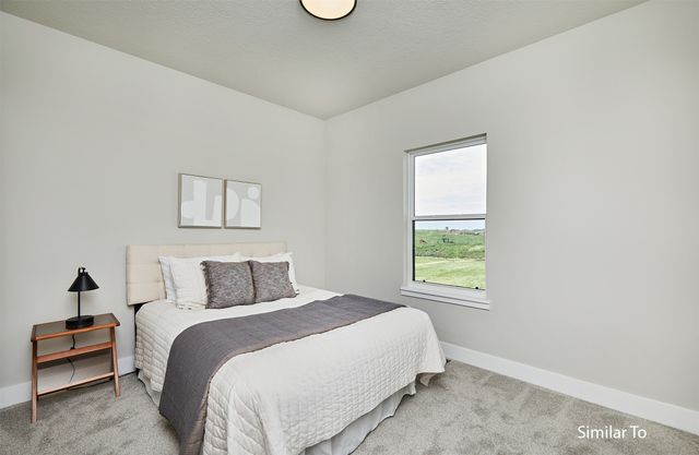 8141 Buckley Street, Johnston, IA 50131