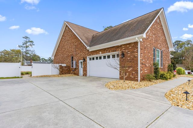 1021 Gravelley Gulley Circle, Conway, SC 29526