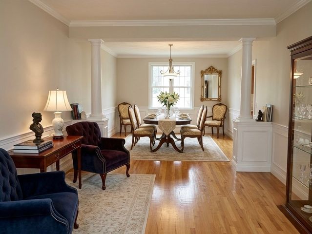 7 Chevy Chase Rd, Worcester, MA 01606