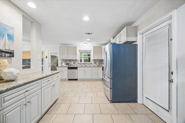 8923 Blankenship Drive, Houston, TX 77080