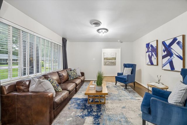 8923 Blankenship Drive, Houston, TX 77080
