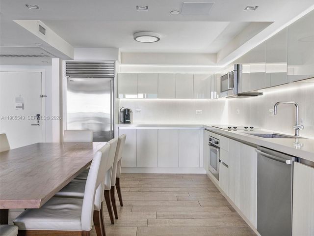 102 24th St 1119, Miami Beach, FL 33139