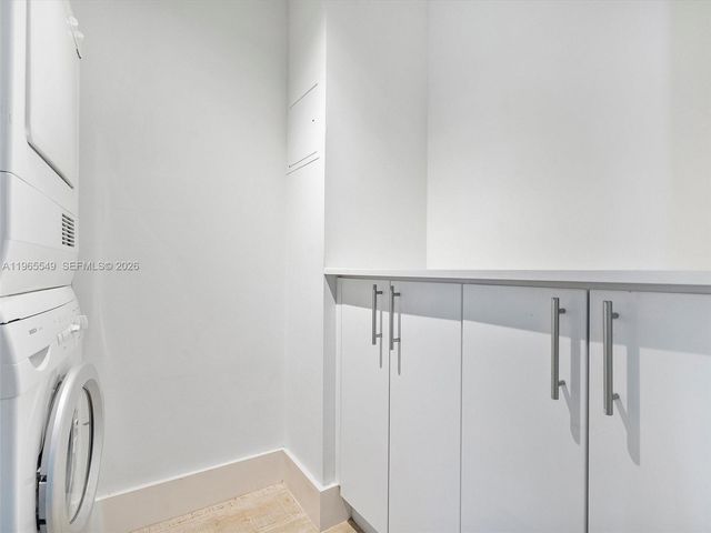 102 24th St 1119, Miami Beach, FL 33139